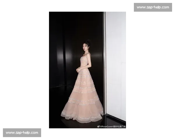 2026摩登舞比赛裙新款闪耀登场轻盈优雅设计引领舞台时尚风潮